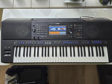 Yamaha PSR SX900 Nieuwstaat. beschikbaar voor biedingen