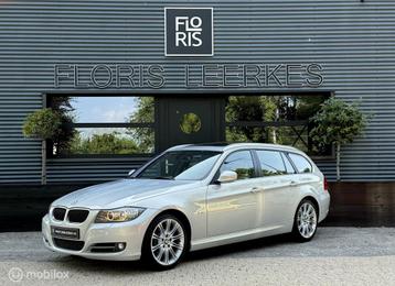 BMW 3-serie Touring 318i | Youngtimer | Pano | Beige Leer beschikbaar voor biedingen