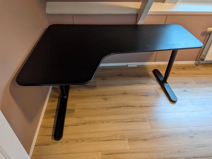 Ikea Bekant Hoekbureau - Zwart, Huis en Inrichting, Bureaus, Gebruikt, Bureau, In hoogte verstelbaar, Ophalen
