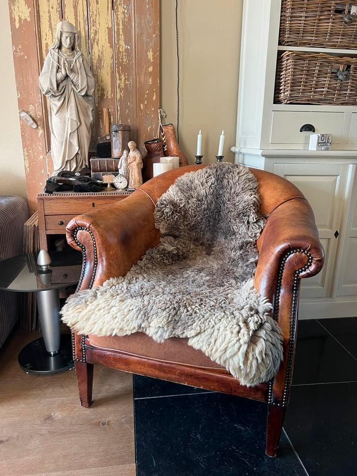 MOOIE OUD DOORLEEFDE SCHAAPSLEREN  STOEL, Huis en Inrichting, Fauteuils, Zo goed als nieuw, Stof, 50 tot 75 cm, Ophalen
