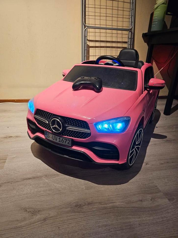 Roze Mercedes Kinderauto - Zo Goed Als Nieuw!, Kinderen en Baby's, Speelgoed | Buiten | Accuvoertuigen, Zo goed als nieuw, Ophalen