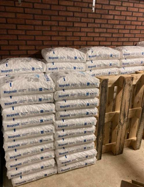 20 zakken Regenit onthardingszout voor €190, Doe-het-zelf en Verbouw, Isolatie en Afdichting, Nieuw, Overige materialen, Minder dan 4 cm