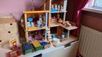 Poppenhuis PlanToys met Sylvanian family’s, Ophalen, Gebruikt, Poppenhuis
