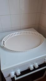 Wit metalen ovalen dienblad. Met opengewerkte rand, Huis en Inrichting, Ophalen of Verzenden, Zo goed als nieuw, Ovaal, Metaal