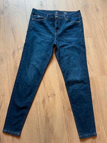 C&A stretch skinny spijkerbroek maat 44 beschikbaar voor biedingen