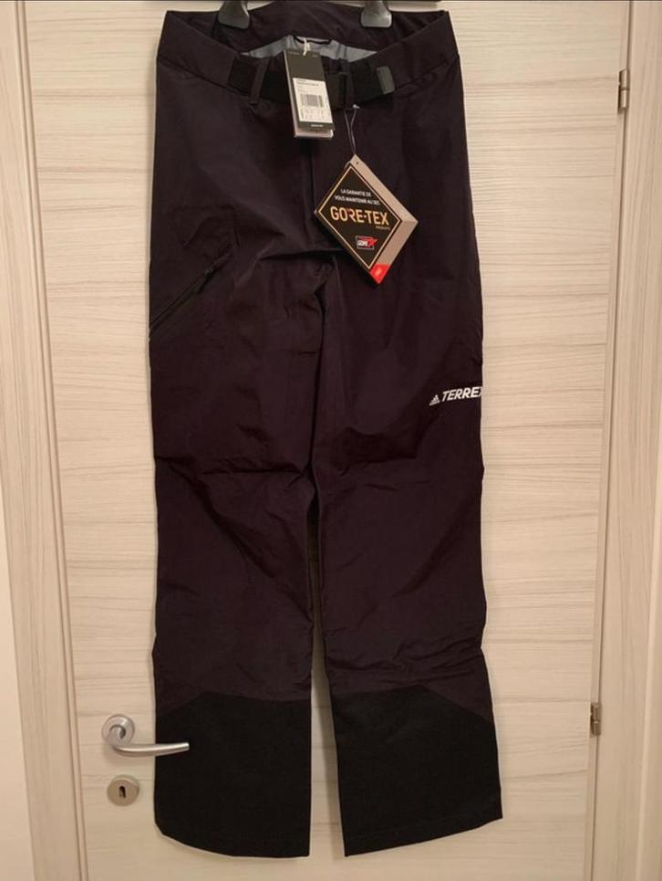 Nieuw Adidas Terrex Techrock GTX P Gore Tex Pro Small 30, Caravans en Kamperen, Regenkleding, Nieuw, Regenbroek, Heren, Ophalen of Verzenden