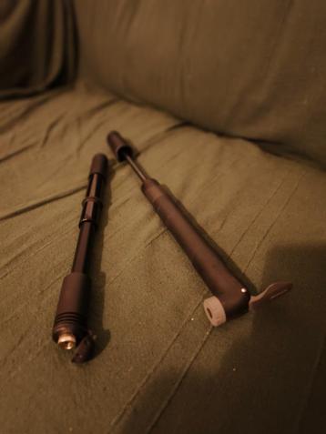 2 Hand Bike Pumps - sold separately or together beschikbaar voor biedingen