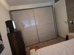Hoogglans beige schuifdeur, Huis en Inrichting, Kasten | Kledingkasten, Ophalen, 200 cm of meer, Zo goed als nieuw, 200 cm of meer