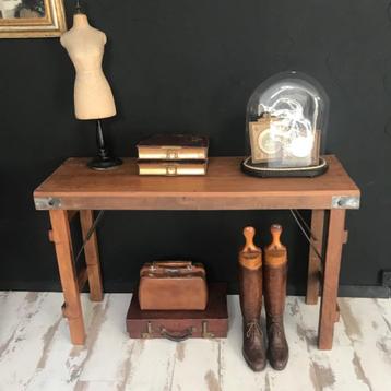 Mooie inklapbare sidetables, markttafels, houten wandtafel