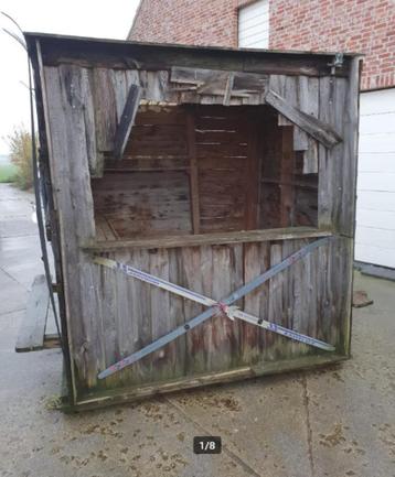 apreski hutje, houten hutje beschikbaar voor biedingen