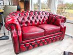 Chesterfield Oxblood red 2-zitsbank, Ophalen, Zo goed als nieuw, 75 tot 100 cm, Tweepersoons