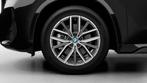 BMW iX1 xDrive30 | M Sport Package + Comfort Pack (bj 2024), Auto's, BMW, Nieuw, Te koop, Emergency brake assist, 5 stoelen