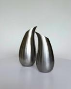 Vintage teardrop shaped vases made of brushed aluminium, Overige materialen, Overige kleuren, N/A, Ophalen of Verzenden