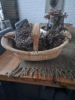 Mooie mand met dadeltakken, Ophalen of Verzenden