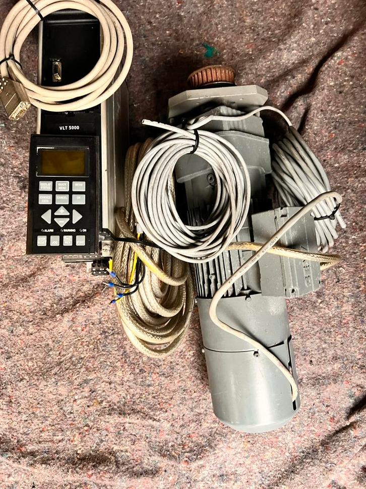 Complete Positie Aandrijfset met Danfoss VLT 5001, Hobby en Vrije tijd, Elektronica-componenten, Ophalen of Verzenden
