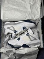 Air Jordan 4 Retro Midnight Navy EU 42,5 / US 9, Blauw, Nieuw, NIKE, Ophalen of Verzenden
