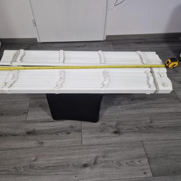 gordijnen beschikbaar voor biedingen