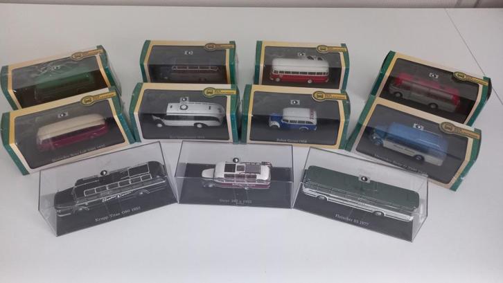 Atlas bus collectie 11 stuks in ovp schaal 1:72, Hobby en Vrije tijd, Modelauto's | Overige schalen, Nieuw, Bus of Vrachtwagen