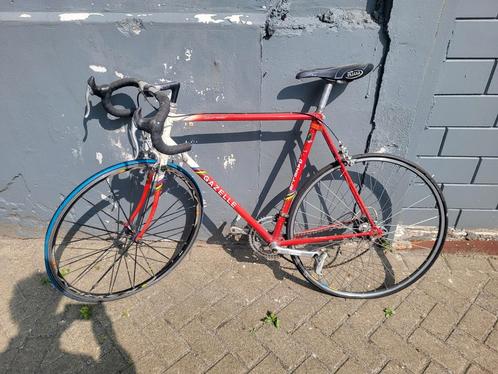 Gazelle champion mondial - heeft opknapbeurt nodig, Fietsen en Brommers, Fietsen | Racefietsen, Gebruikt, Gazelle, 28 inch, Staal