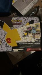 Pokémon Celebrations collectors chest, Hobby en Vrije tijd, Verzamelkaartspellen | Pokémon, Ophalen of Verzenden, Nieuw