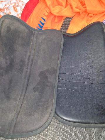 2x gelpad maat full beschikbaar voor biedingen