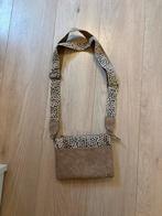 Leuk tasje met print, Sieraden, Tassen en Uiterlijk, Tassen | Damestassen, Ophalen of Verzenden, Zo goed als nieuw, Bruin, Schoudertasje