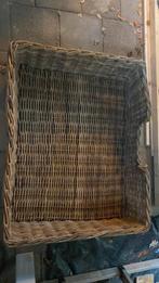 Rieten hondenand circa 78x100 cm, Dieren en Toebehoren, Ophalen of Verzenden, Zo goed als nieuw, Riet