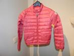 Moncler roze puffer embleem op de mouw maat 8jaar, Verzenden, Zo goed als nieuw, Maat 128
