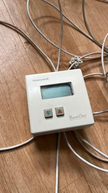 honeywell thermostaat basic stat modulerend beschikbaar voor biedingen