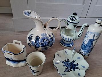 Verschillend Delfsblauw aardewerk Z.G.A.N  beschikbaar voor biedingen