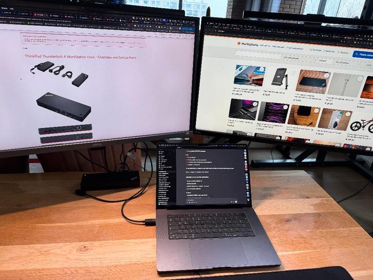 Lenovo Thunderbolt 4 Workstation Dock 300W – Compleet, Computers en Software, Dockingstations, Zo goed als nieuw, Docking station