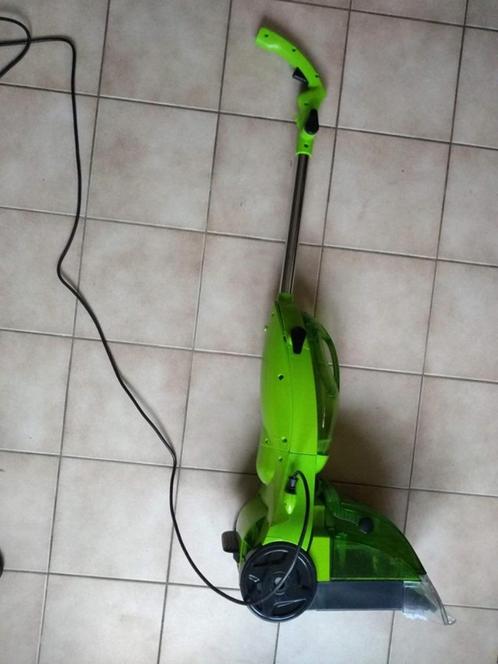 Tapijtreiniger Cleanmaxx met waterreservoir 500 Watt. Groen, Doe-het-zelf en Verbouw, Reinigingsmachines, Gebruikt, Schrobmachine