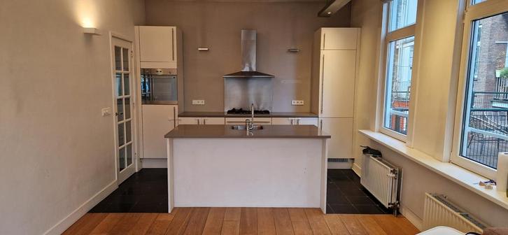 Volledige keuken met inbouwapparatuur, Huis en Inrichting, Keuken | Complete keukens, Ophalen of Verzenden