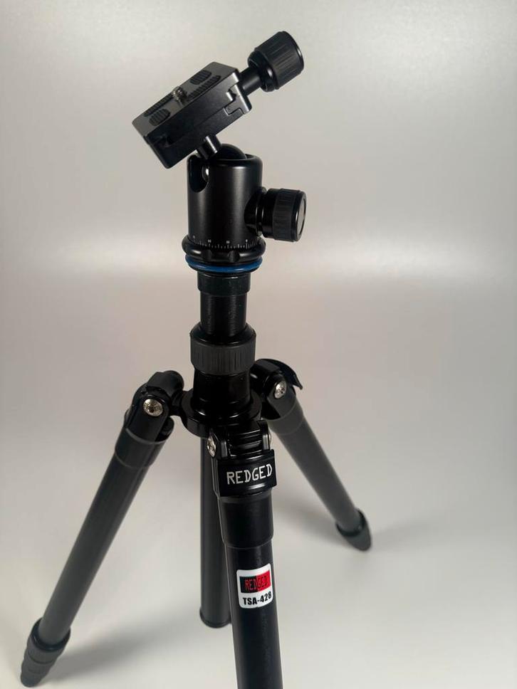 RedGed TSA 428 Statief - Nieuwstaat!, Audio, Tv en Foto, Fotografie | Statieven en Balhoofden, Nieuw, Driepoot, Minder dan 150 cm