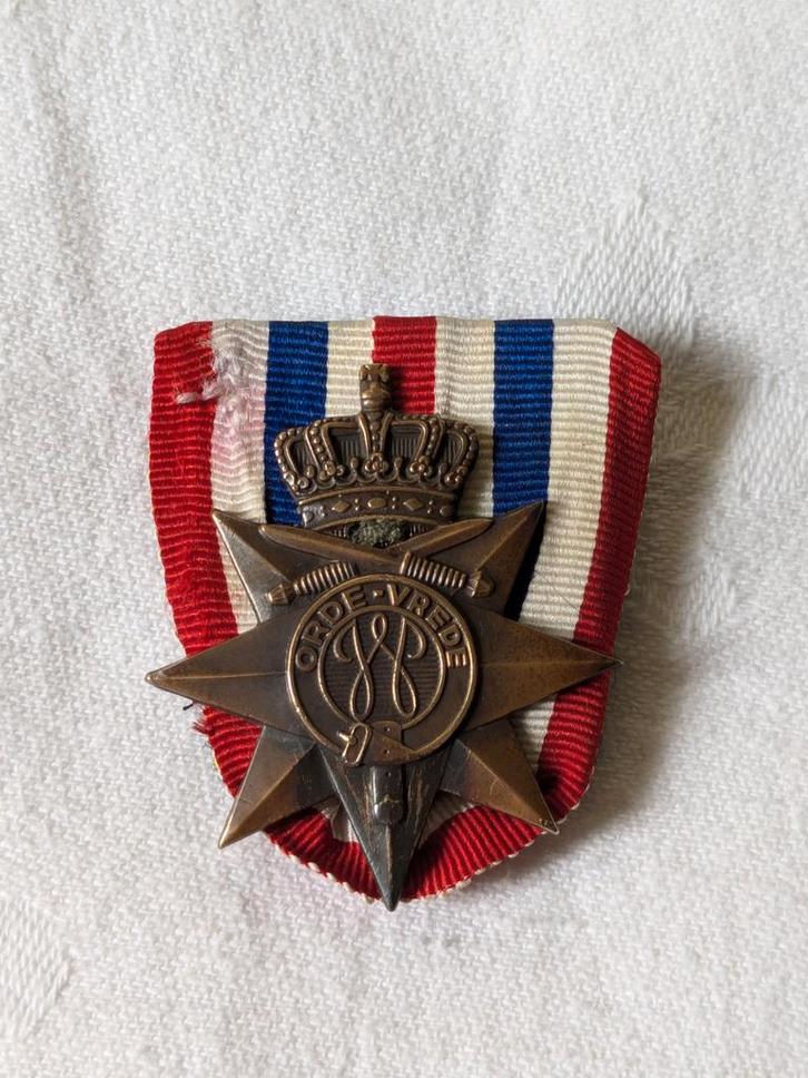 Ereteken voor Orde & Vrede - militair opgemaakt medaille, Verzamelen, Militaria | Algemeen, Landmacht, Lintje, Medaille of Wings