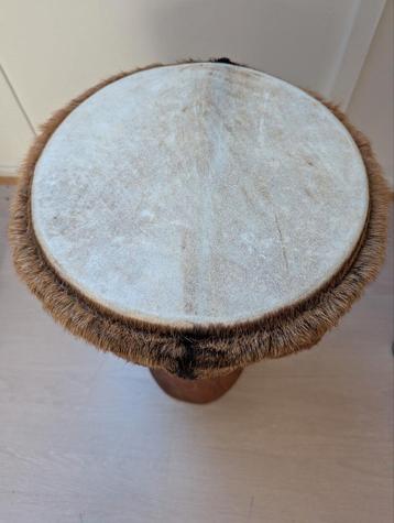 grote djembe  beschikbaar voor biedingen