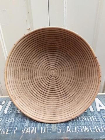 Franse broodmand beschikbaar voor biedingen