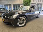 BMW 3-serie 320i High Executive Navi Aut Xenon, Automaat, Euro 5, Achterwielaandrijving, 4 cilinders