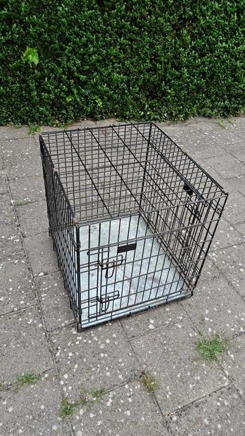 Hondenbench (inklapbaar) beschikbaar voor biedingen