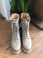 Piedi Nudi halfhoge suede laarzen, maat 38, Kleding | Dames, Schoenen, Verzenden, Beige, Lage of Enkellaarzen, Nieuw