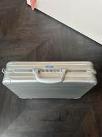 Rimowa attaché, Sieraden, Tassen en Uiterlijk, Koffers, Slot, 35 tot 45 cm, Minder dan 50 cm, Ophalen of Verzenden