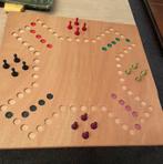 Mooi keezenbord voor 4 personen, Hobby en Vrije tijd, Gezelschapsspellen | Bordspellen, Ophalen of Verzenden, Zo goed als nieuw