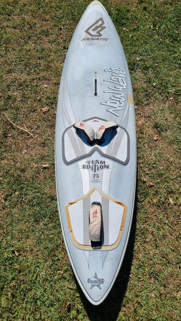 Windsurf board Fanatic New wave 75L beschikbaar voor biedingen