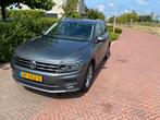 Volkswagen Tiguan 1.4 TSI 110KW DSG 2017 Grijs, Auto's, Volkswagen, 15 km/l, 1800 kg, 4 cilinders, 7 stoelen