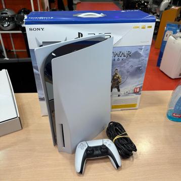 Playstation 5 disc editie in nette staat in doos beschikbaar voor biedingen