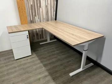 T- line Hoekbureau + standcontainer dossierlade beschikbaar voor biedingen