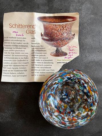 Glazen schaaltje, souvenir van een tentoonstelling beschikbaar voor biedingen