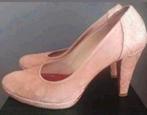 Pumps merk Ultra Cosa
Maat 38
In zeer goede staat, Ophalen, Pumps, Overige kleuren, Ultra Corsa