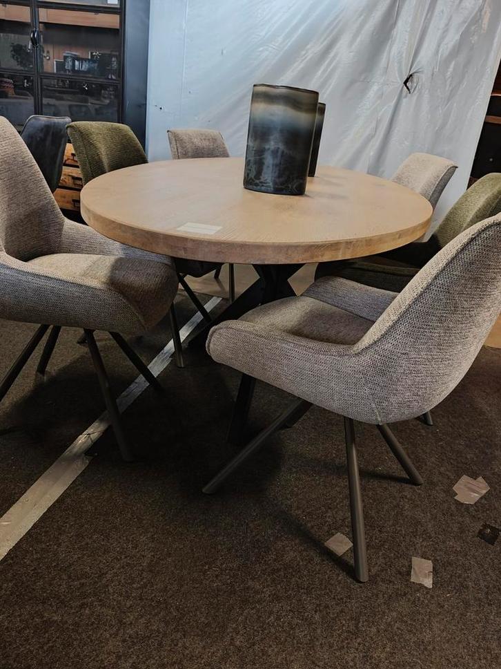 Massief Eiken Eettafel - 240x110cm - Koopje!, Huis en Inrichting, Woonaccessoires | Overige, Nieuw, Ophalen