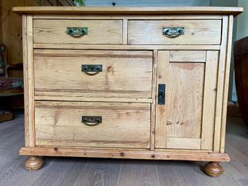 antiek grenen ladenkast beschikbaar voor biedingen